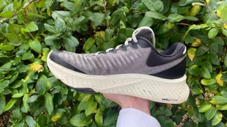 a photo of the R.A.D R-1 running shoe
