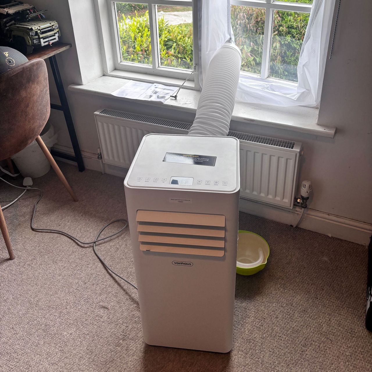 portable air conditioning unit with window kit