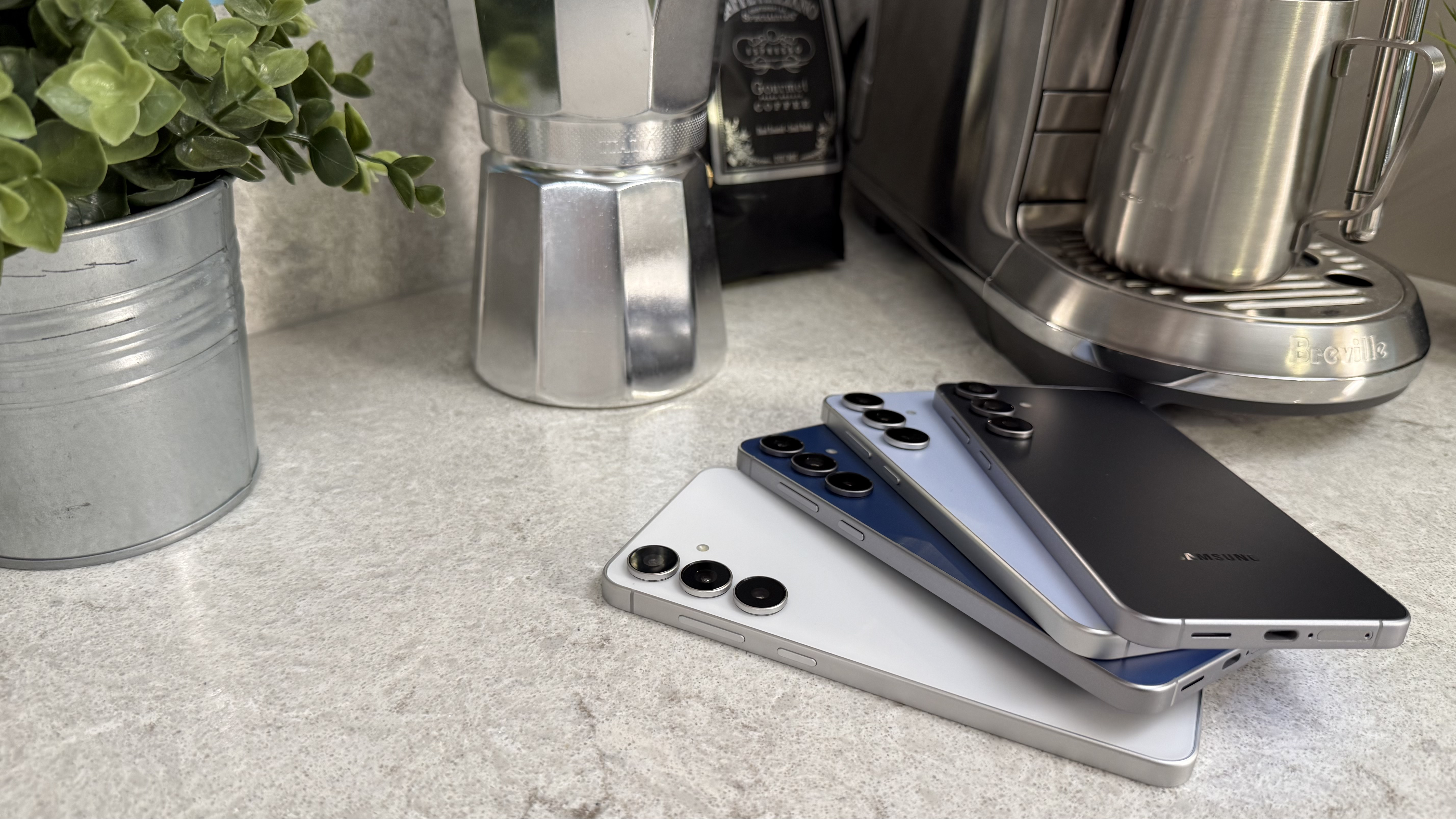 Samsung launches its budget new S25 FE 