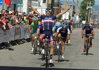 Julian Alaphilippe (Fra) wins stage 2