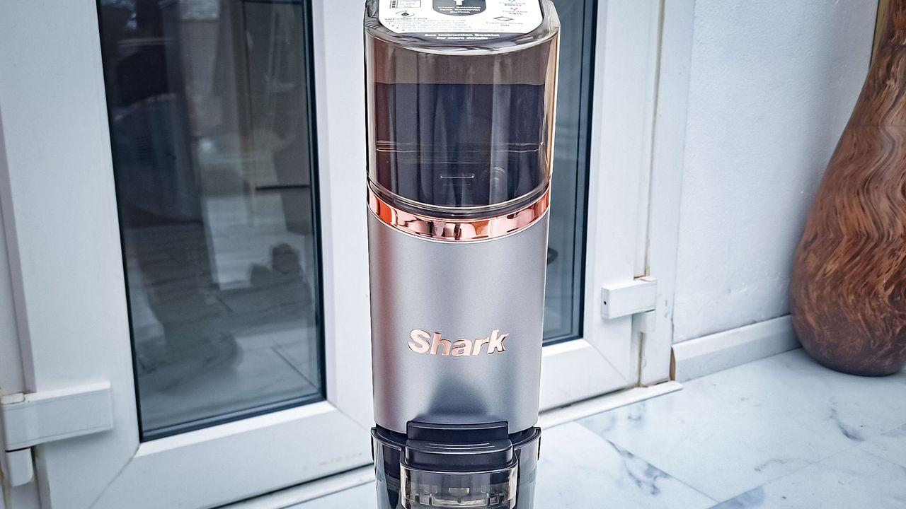 Shark HydroVac MessMaster design