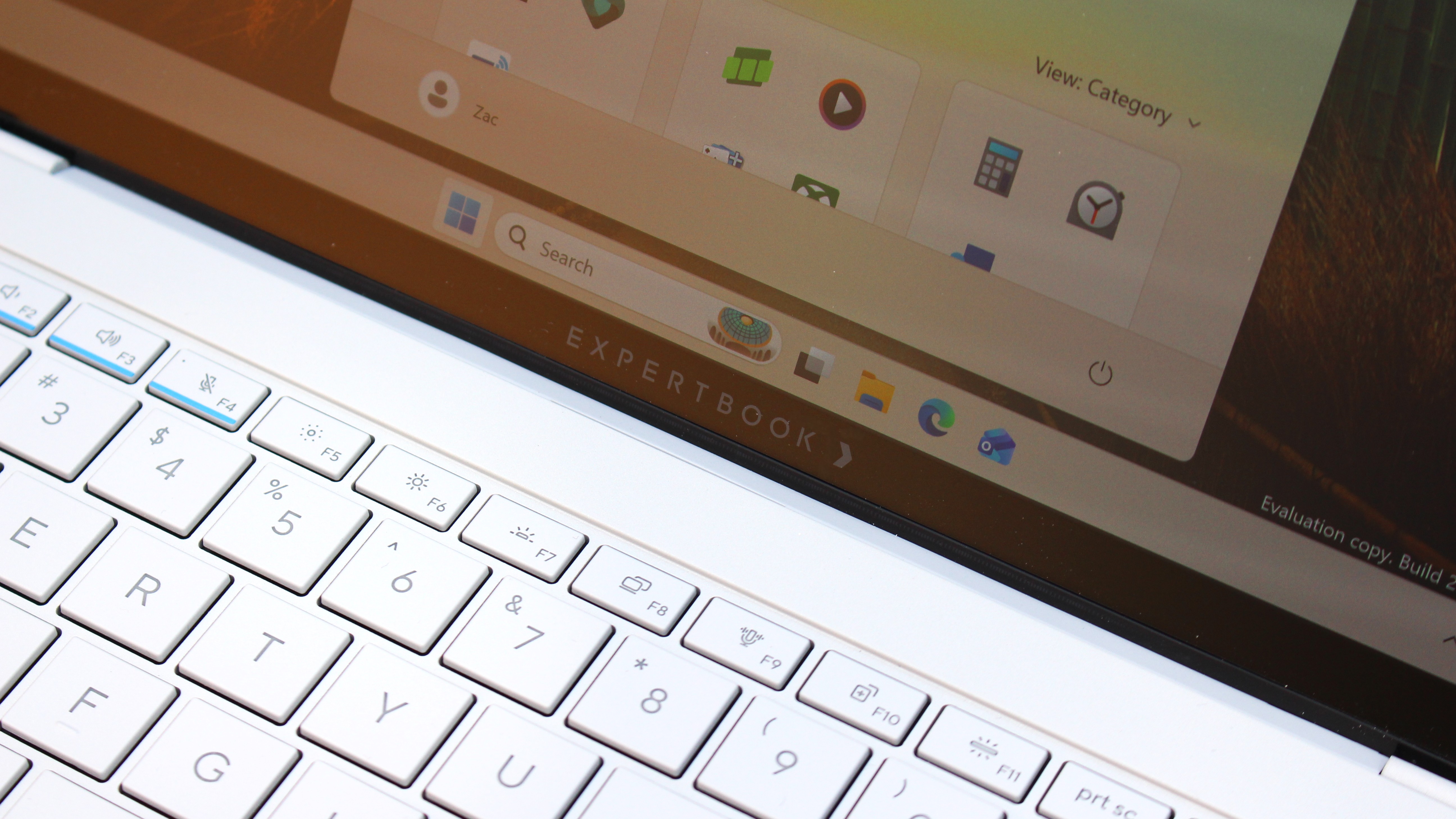 ASUS ExpertBook Ultra