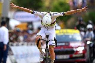 Tour de France: Tadej Pogačar asserts dominance with long-range attack on Col du Tourmalet for stage 6 victory and retakes yellow jersey