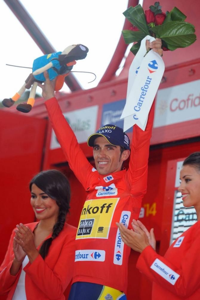 Alberto Contador (Tinkoff-Saxo) holds onto the red jersey