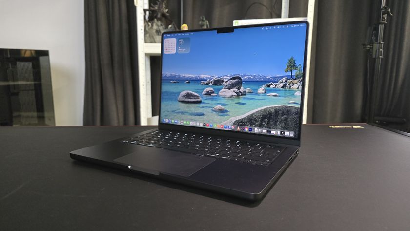 Apple MacBook Pro 14-inch (M5, 2025) in recording studio