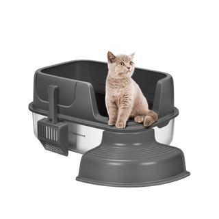 VIVOHOME XL Stainless Steel Cat Litter box with cat inside, one of the best cat litter boxes