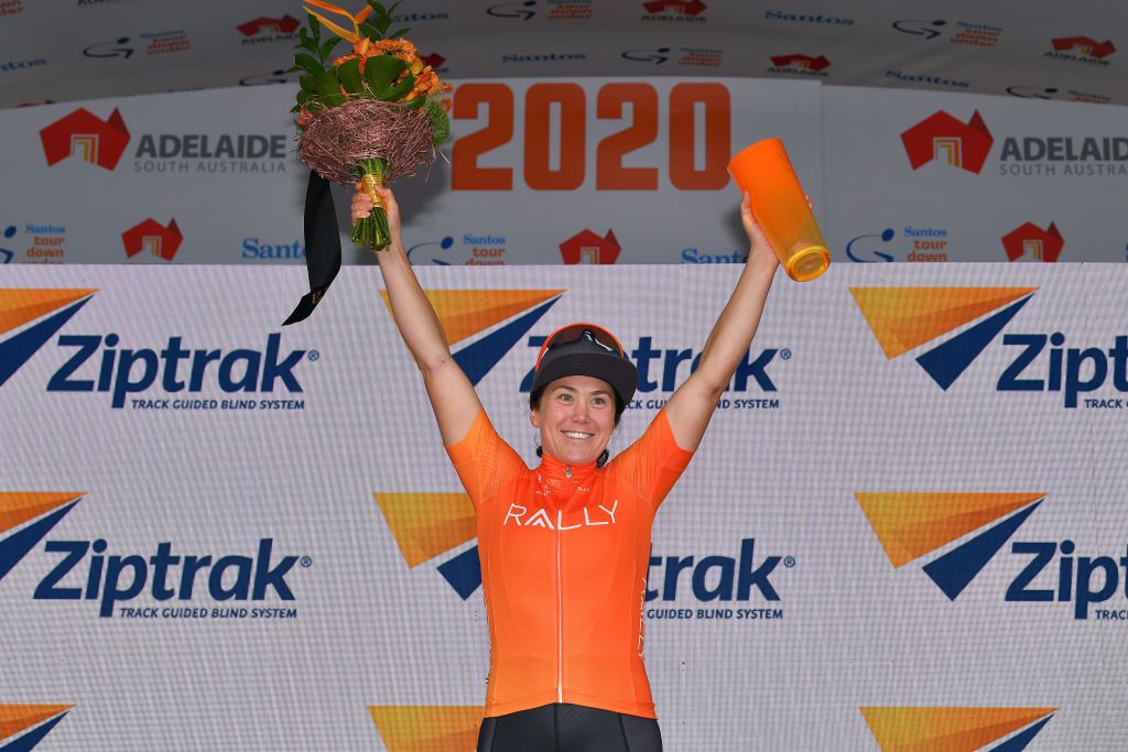 Chloe Hosking wins stage 1 of the 2020 Women's Tour Down Under