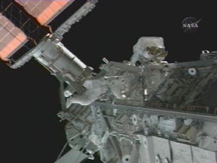 Spacewalkers Prime New ISS Solar Arrays for Action