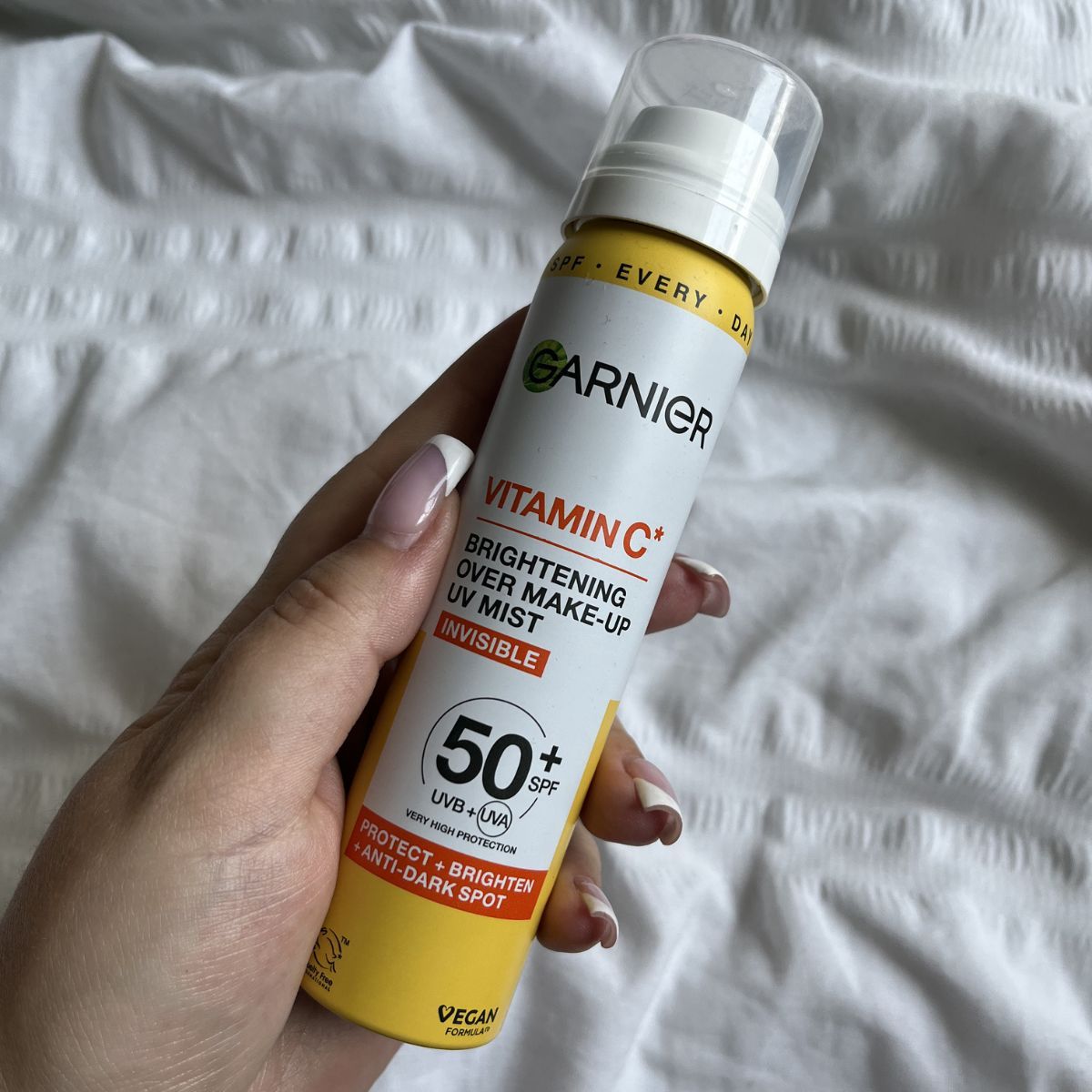 Garnier Vitamin C Brightening Over Make-Up UV Mist