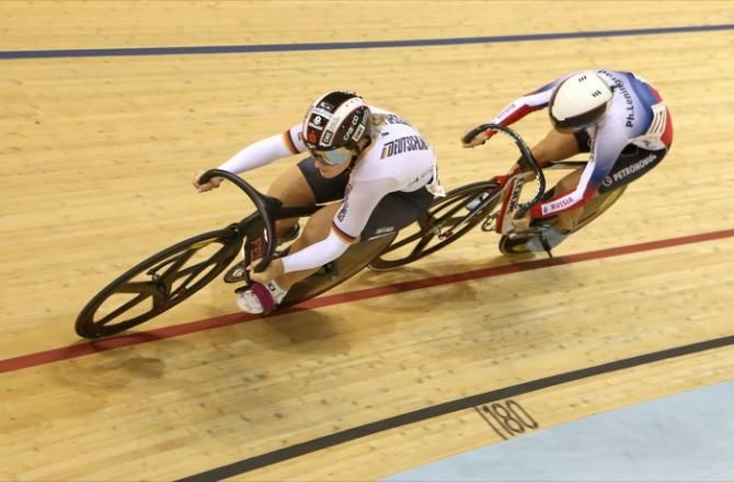 No problem for Kristina Vogel (Ger) in the 1/8 final