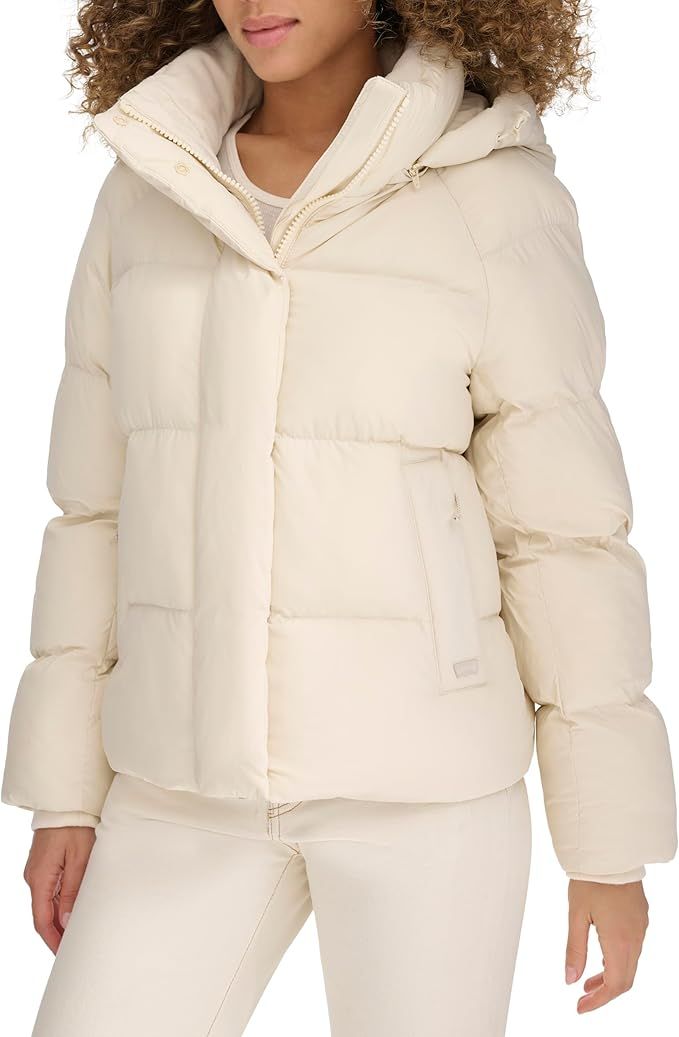 Levi's, Levi's Women's Cloud Puff Hooded Puffer Jacket, Snow White, Medium