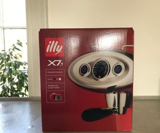 Illy ESE Coffee Maker box