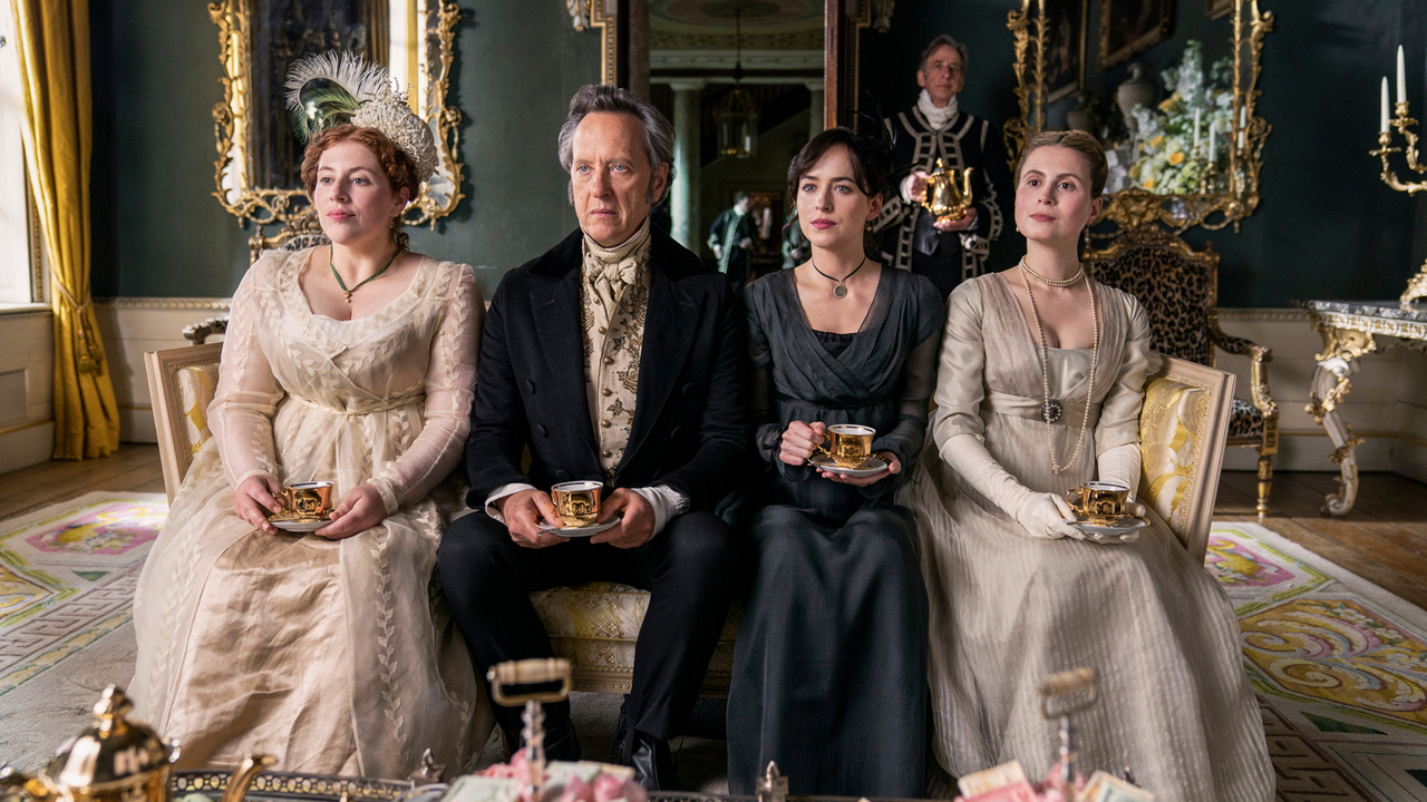 Anne and the Elliot family visit Bath in Netflix's Persuasion.