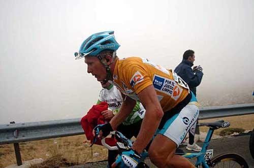 Alexandre Vinokourov (Astana Team) once again displayed a show of force in the mountains.
