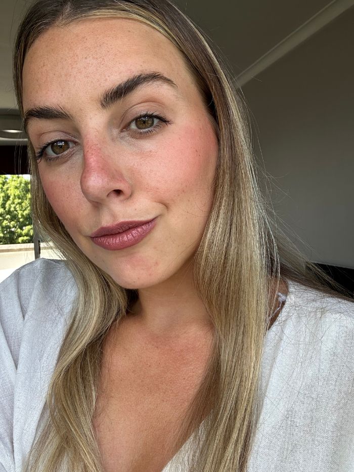 Shannon Lawlor wearing Clinique Almost Lipstick Nude Honey
