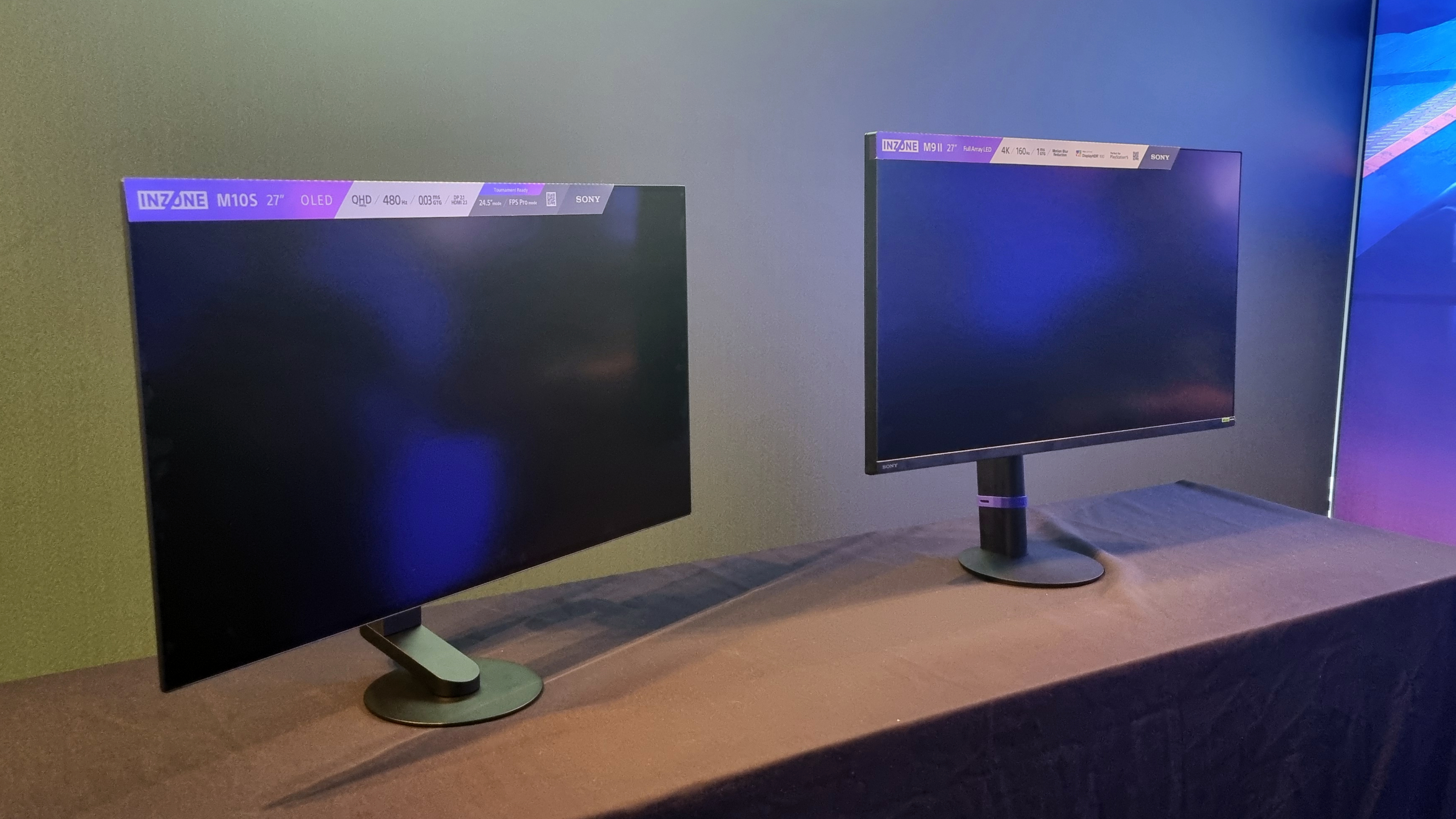 Los nuevos y veloces monitores de juegos Inzone de Sony cuentan con diseños de soportes que desafiaron resueltamente mis intentos de derribarlos.