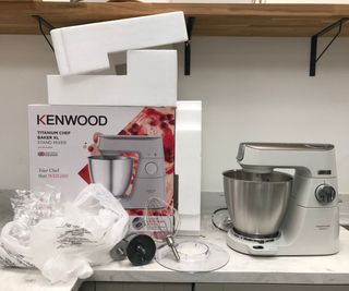 Kenwood Chef XL Titanium Stand Mixer unboxed