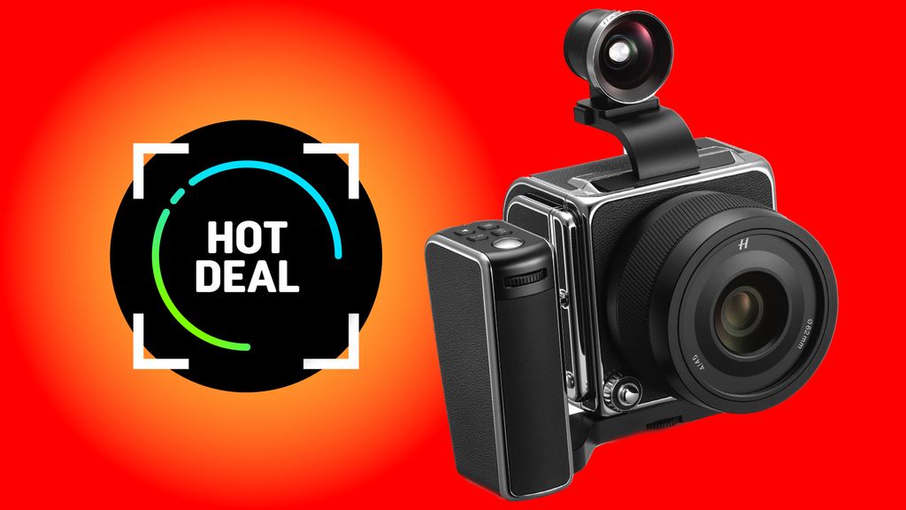 Grab a FREE 1,000 lens when you buy a Hasselblad 907X 50C from B&H