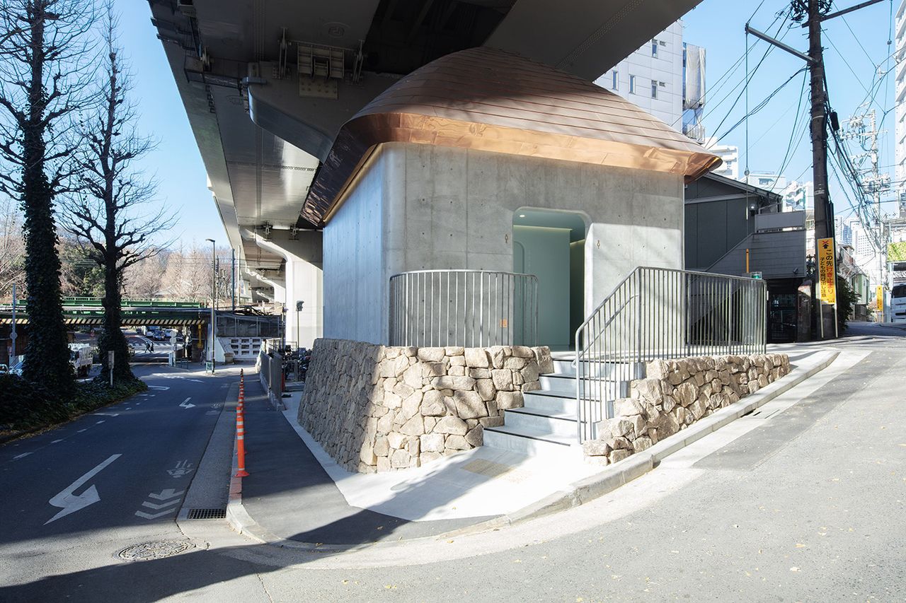 marc newson&#039;s design from the tokyo toilet project