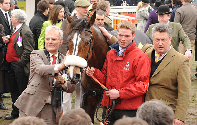 &hellip; and again. Kauto Star is welcomed into the winner&rsquo;s enclosure following his 2009 Gold Cup win