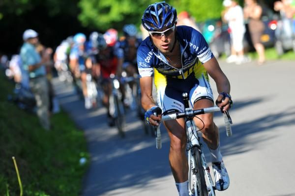 Matteo Carrara (Vacansoleil) on the attack.