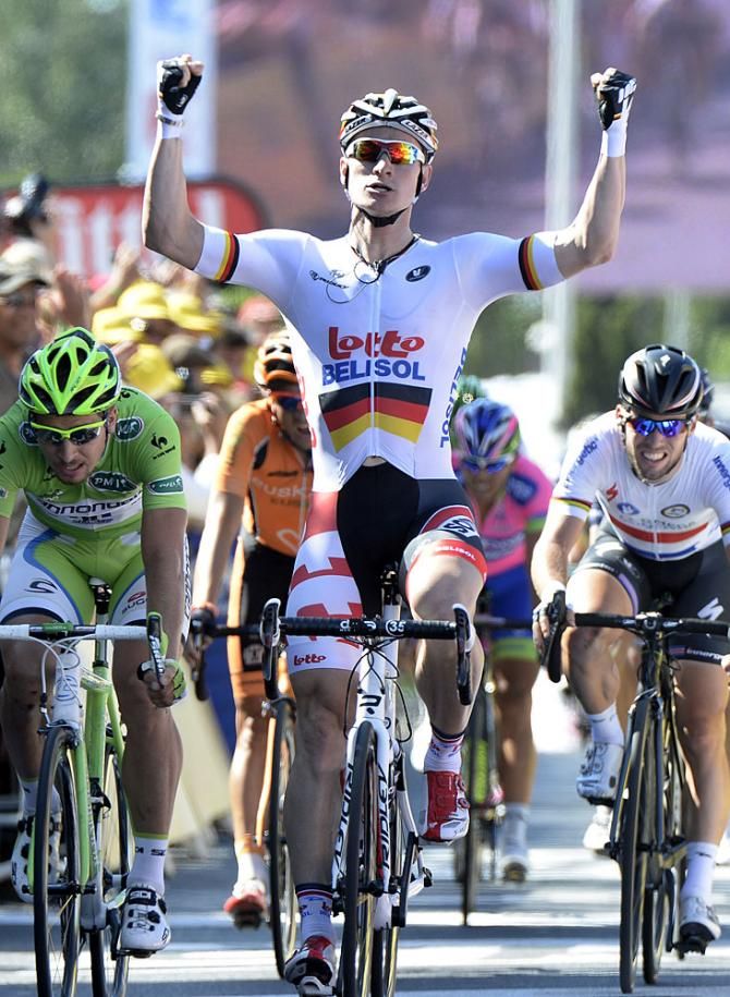 Andre Greipel (Lotto Belisol) triumphs in stage 6