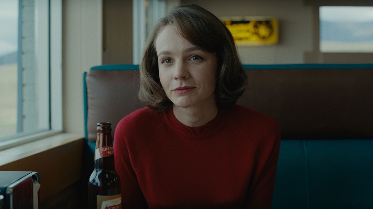 Carey Mulligan in Wildlife