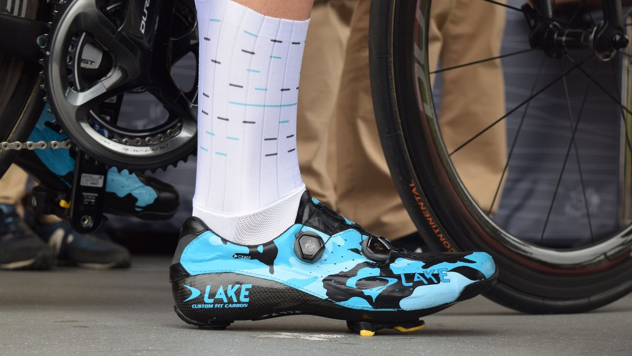 Christian Knees has custom painted camo Lake CX 402 in Team Sky blue and black