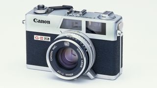 Canonet G III QL17