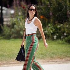 Flip flop heel outfit