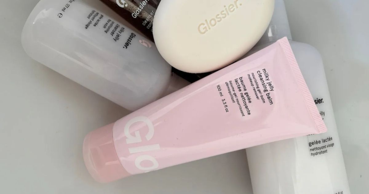 I’ve used Glossier’s cult jelly cleanser for 8 years, but now that I’m 35 its new launch has replaced it entirely