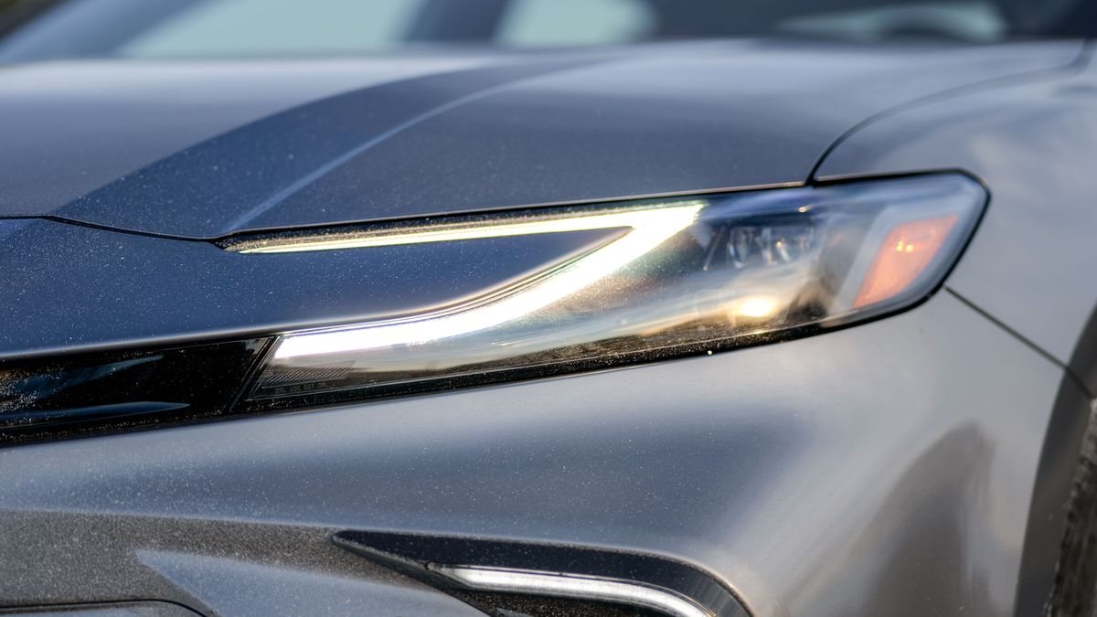 2025 Toyota Camry Hybrid XSE test drive review.