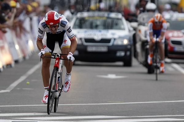 Fabian Cancellara (Team Saxo Bank) caught and passed Giro champion Denis Menchov.
