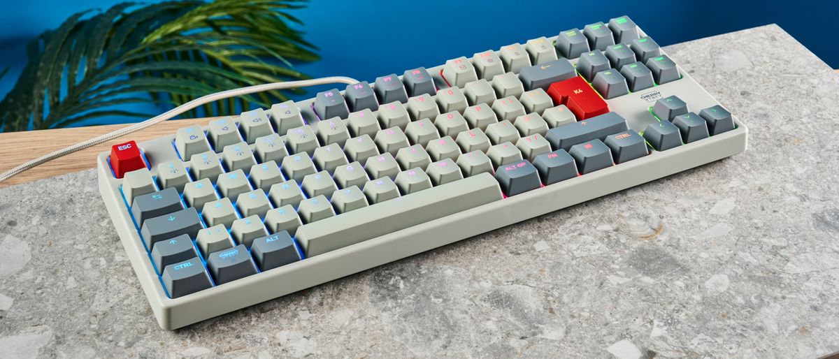 Photograph of the Cherry K4V2 gaming keyboard