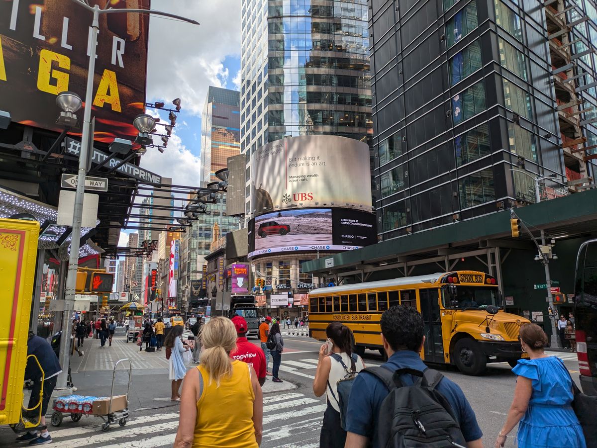 Google Pixel 8a dynamic range sample.