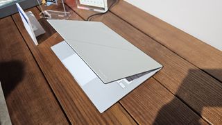 Asus Zenbook S14