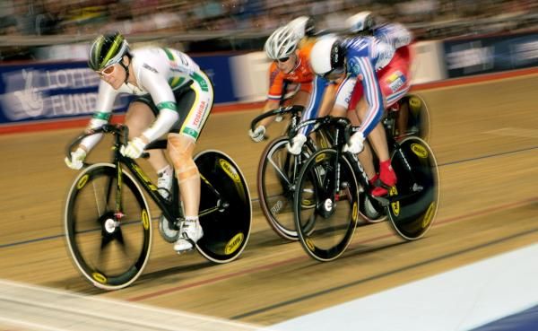 Anna Meares (Australia) on her way to win her heat of the second round of the women's Keirin