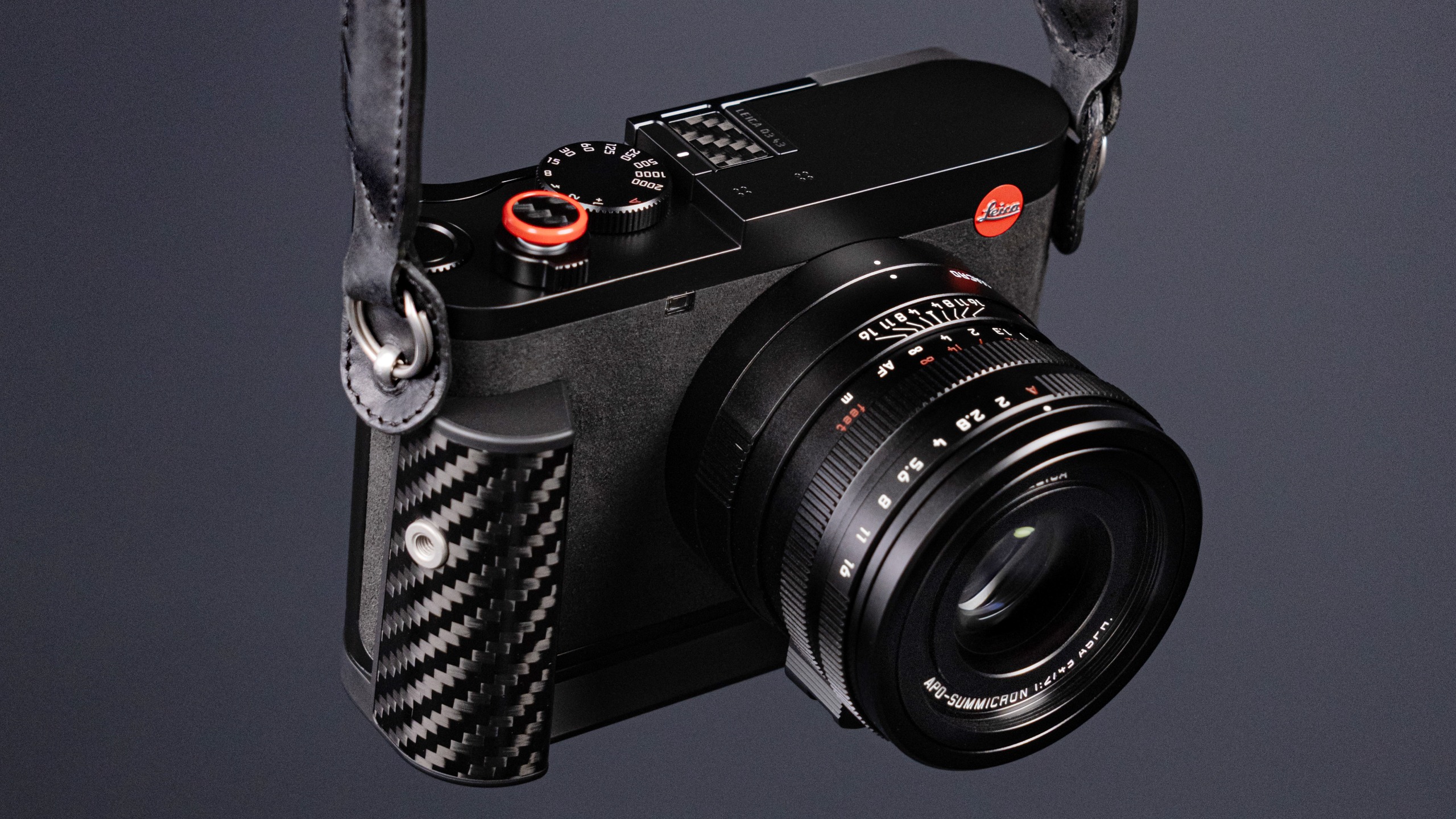 Lecia Q3 43 F1 edition