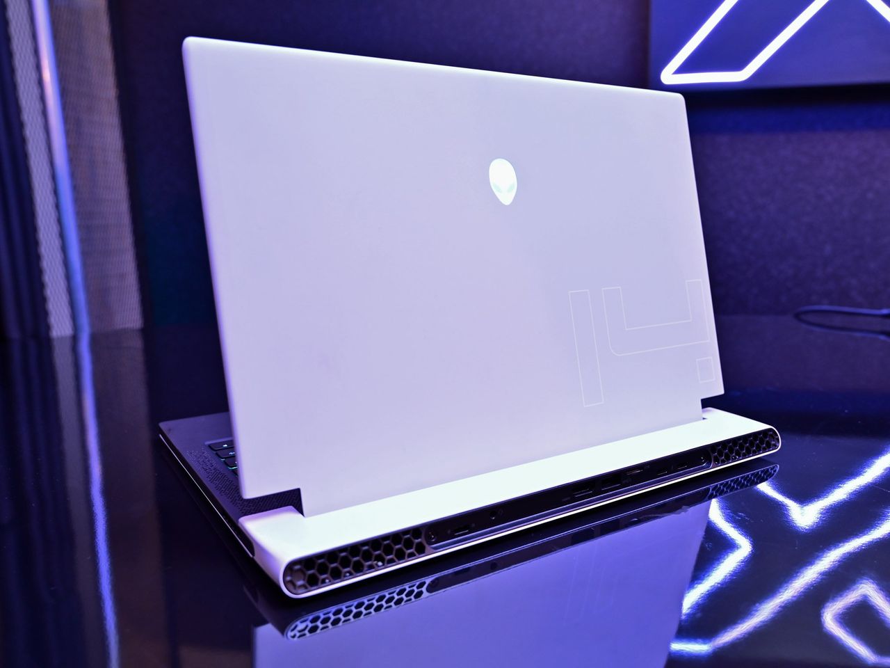 Alienware X14