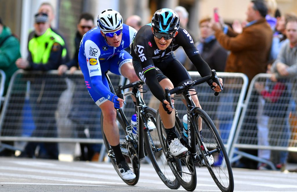 Michal Kwiatkowski (Team Sky) and Iljo Keisse attacking