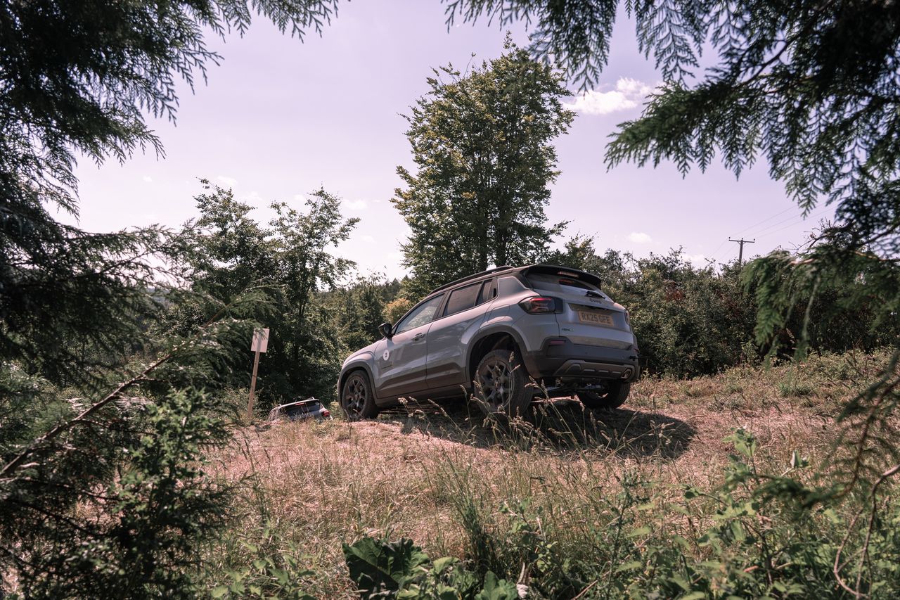 Images of the Jeep Avenger x North Face