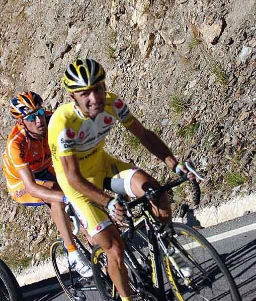 Piepoli shows the strain, yet Mechov looks relaxed.