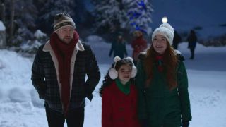 Lindsay Lohan and Chord Overstreet in Falling for Christmas