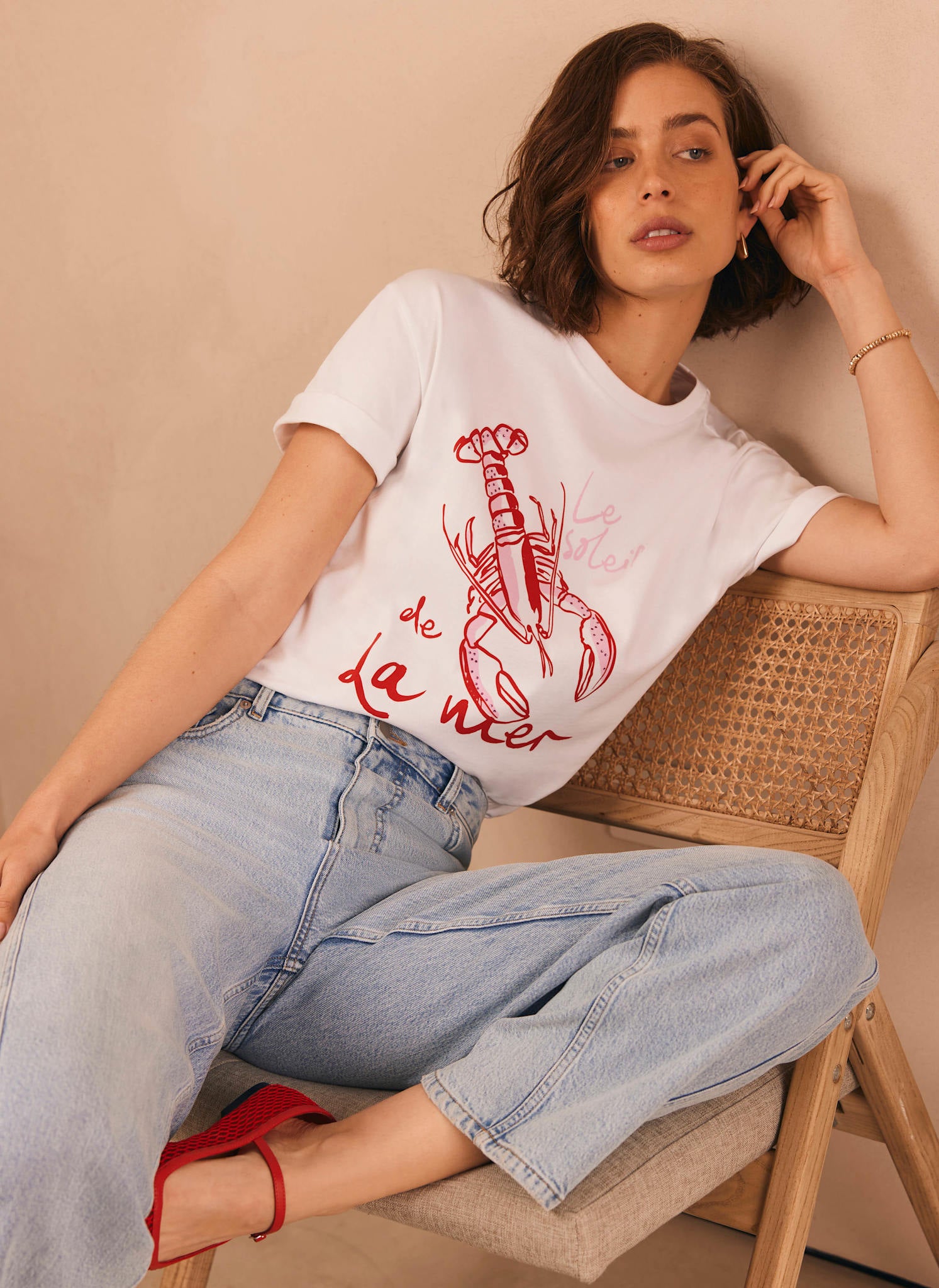 White lobster graphic T-shirt