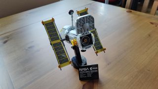 Hubble Telescope from Lego NASA Space Shuttle Discovery_7b