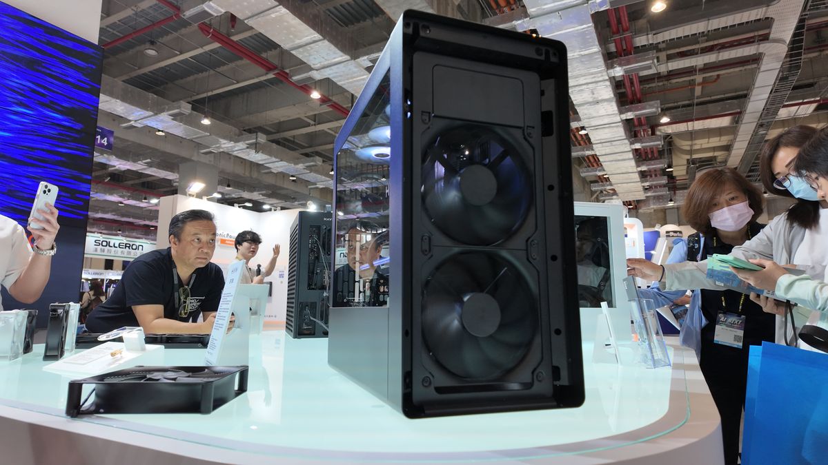 A Havn BF 360 case on display at Computex 2025, Taipei.