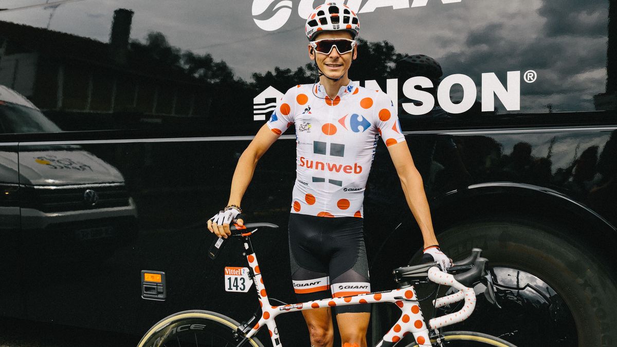 Even Barguil's handlebar tape received the polka dot treatment