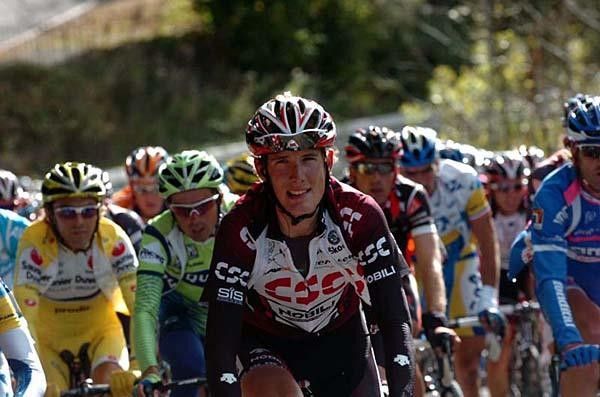 Andy Schleck was committed to help his brother but when Fr&auml;nk crashed the game plan changed.