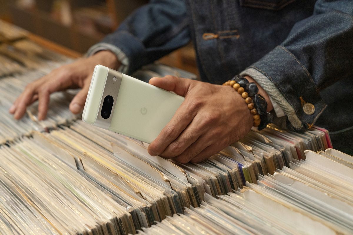 Google Pixel 7 Vs IPhone 14 Which Is Better Flipboard