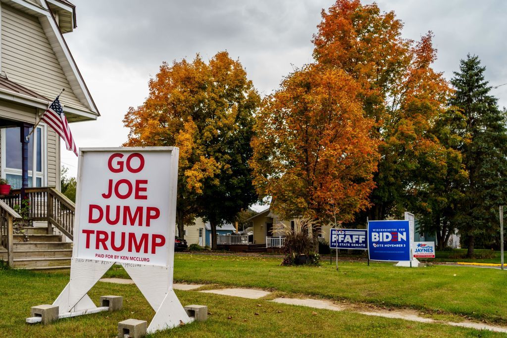 Biden signs in Wisconsin